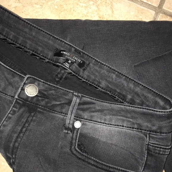 Romeo + Juliet Crop Skinny Jeans Size 30 - Picture 3 of 4
